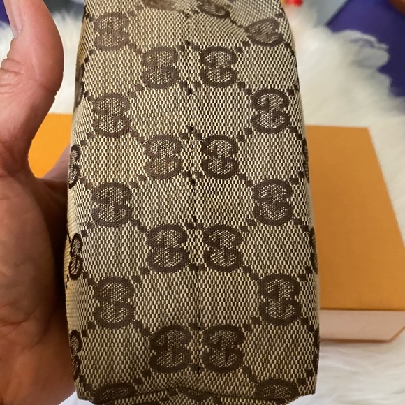 Pouch - Picture 9 of 9